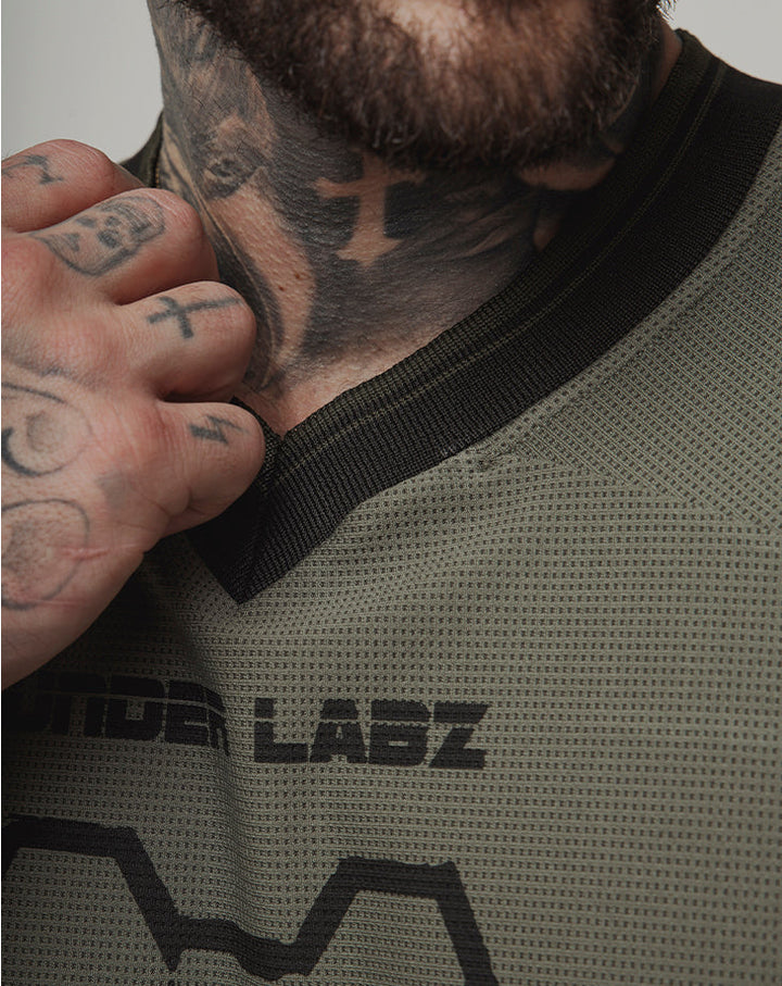 CAMISETA MASCULINA CAOS SPORT - Loja Oficial Under Labz