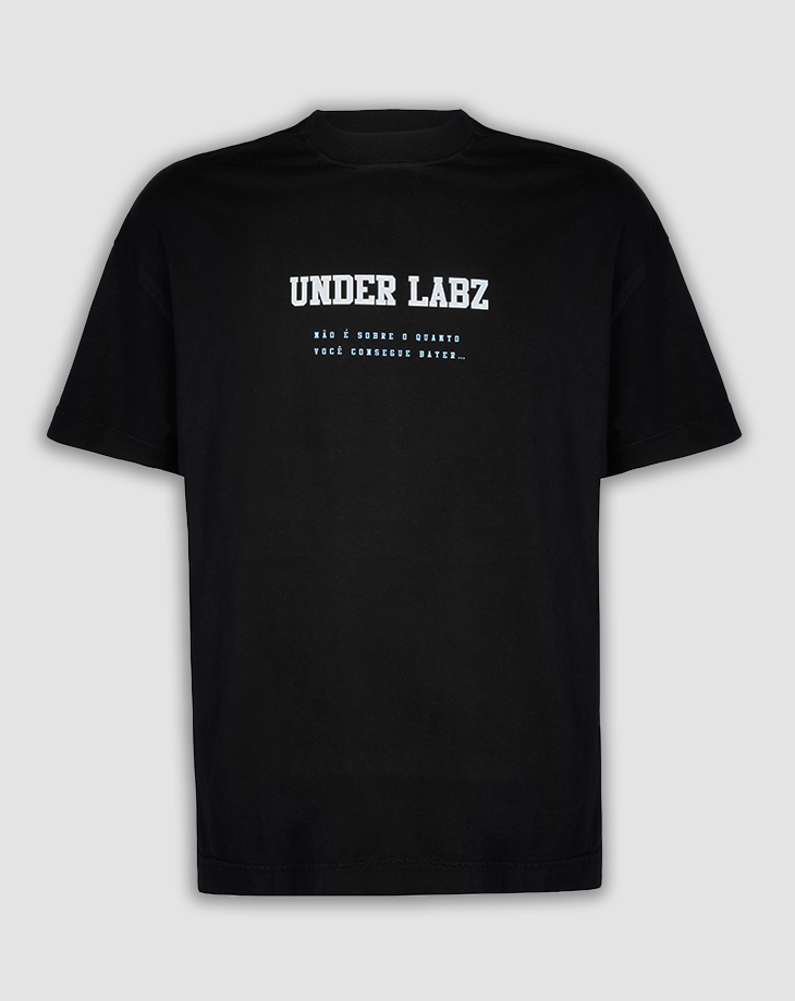 CAMISETA MASCULINA CAOS COLLEGE